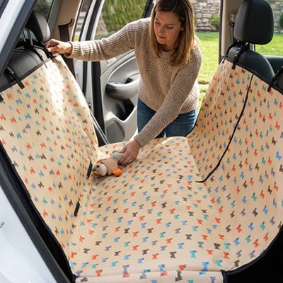 Housse voiture chien beige chien