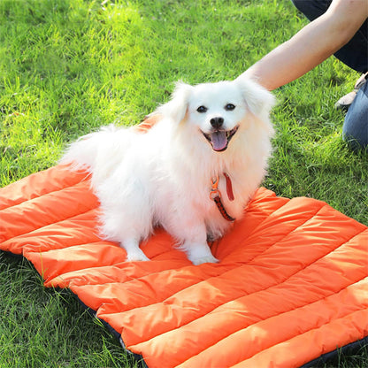 Lit de camp pour chien - Sac de couchage